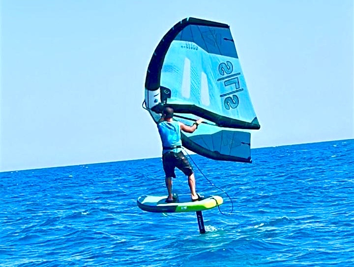 Wingfoiling Wingsurfing in Hurghada Ägypten